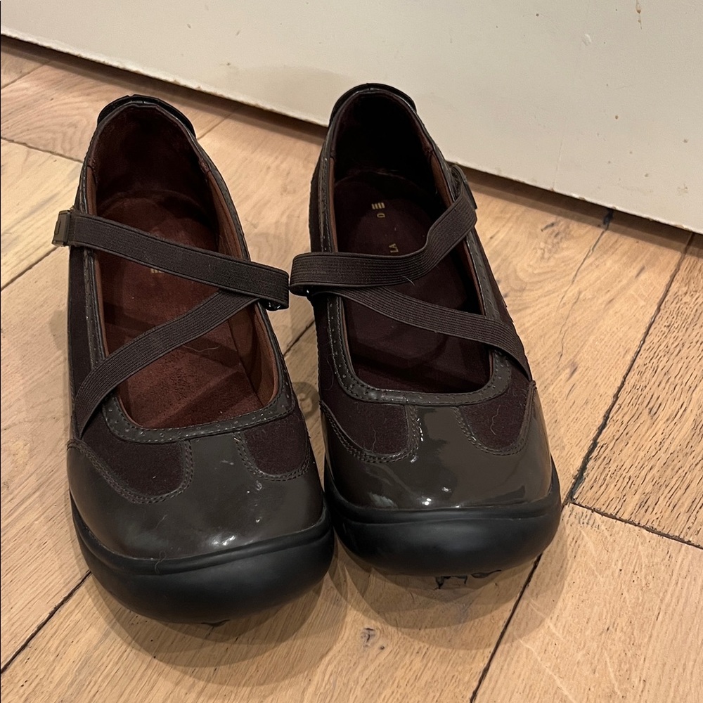 Women's Brown Mary Jane Shoes